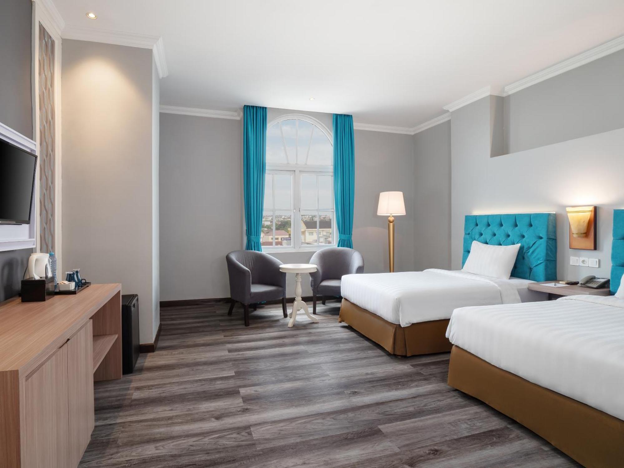 Luminor Hotel Palembang By Wh Free Massage 10 Minutes Exterior photo